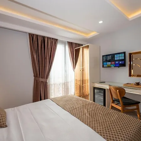 Luxury Airport By Zazzoni-ıstanbul Airport 3* Arnavutkoy