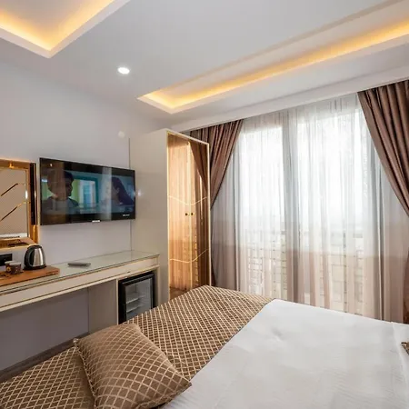 호텔 Luxury Airport By Zazzoni-istanbul Airport 3*